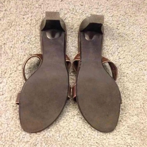 Heels - Picture 6 of 7